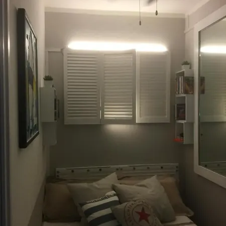 Lovely In Marina Baie Des Anges- Baronnet - Sew View, Free Parking Spaces On Site, Restaurants, Beach, Supermarket *