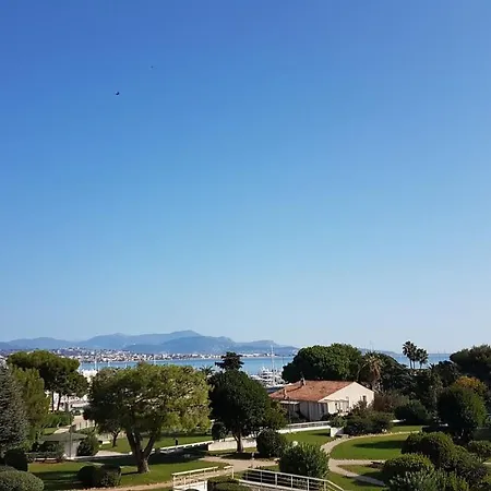 Lovely In Marina Baie Des Anges- Baronnet - Sew View, Free Parking Spaces On Site, Restaurants, Beach, Supermarket * Villeneuve-Loubet