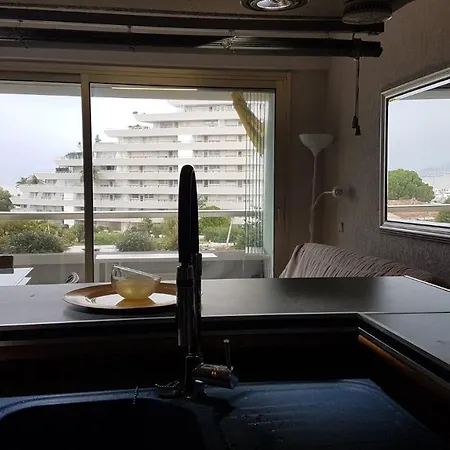 Lovely In Marina Baie Des Anges- Baronnet - Sew View, Free Parking Spaces On Site, Restaurants, Beach, Supermarket *
