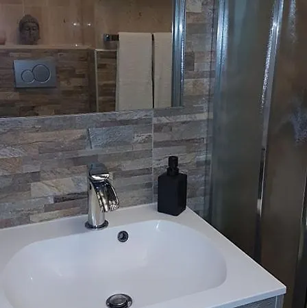 Lovely In Marina Baie Des Anges- Baronnet - Sew View, Free Parking Spaces On Site, Restaurants, Beach, Supermarket *