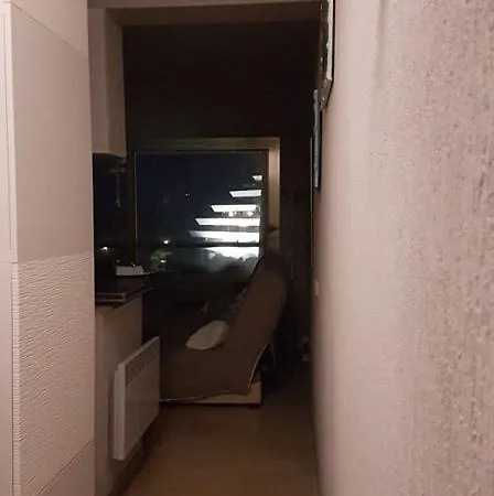 Lovely In Marina Baie Des Anges- Baronnet - Sew View, Free Parking Spaces On Site, Restaurants, Beach, Supermarket